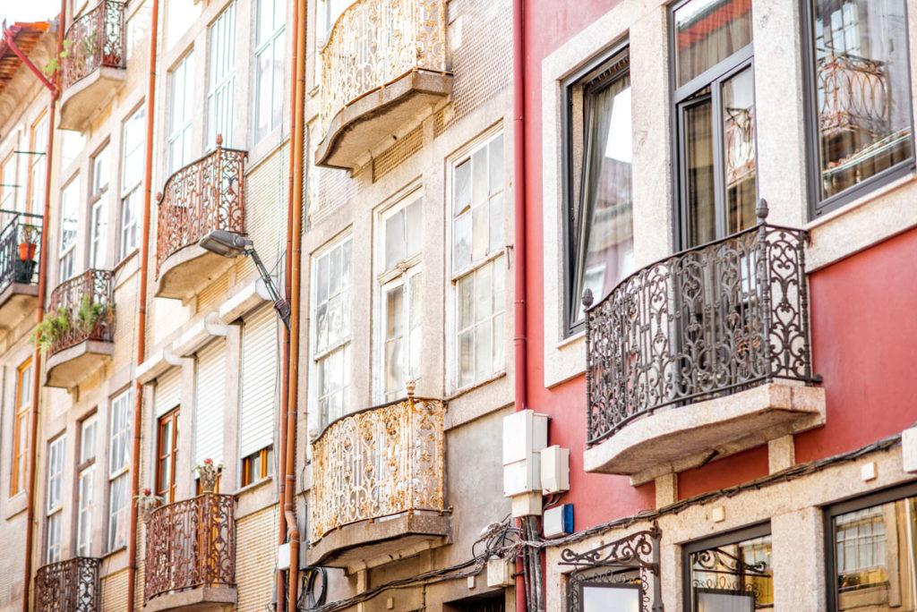 Comprar e recuperar casas antigas