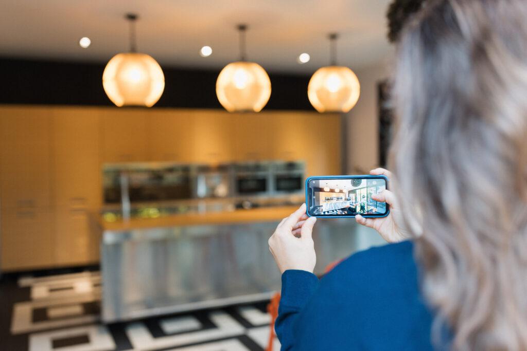 Por que contar com um consultor imobiliário iad na busca pela sua casa dos sonhos.docx