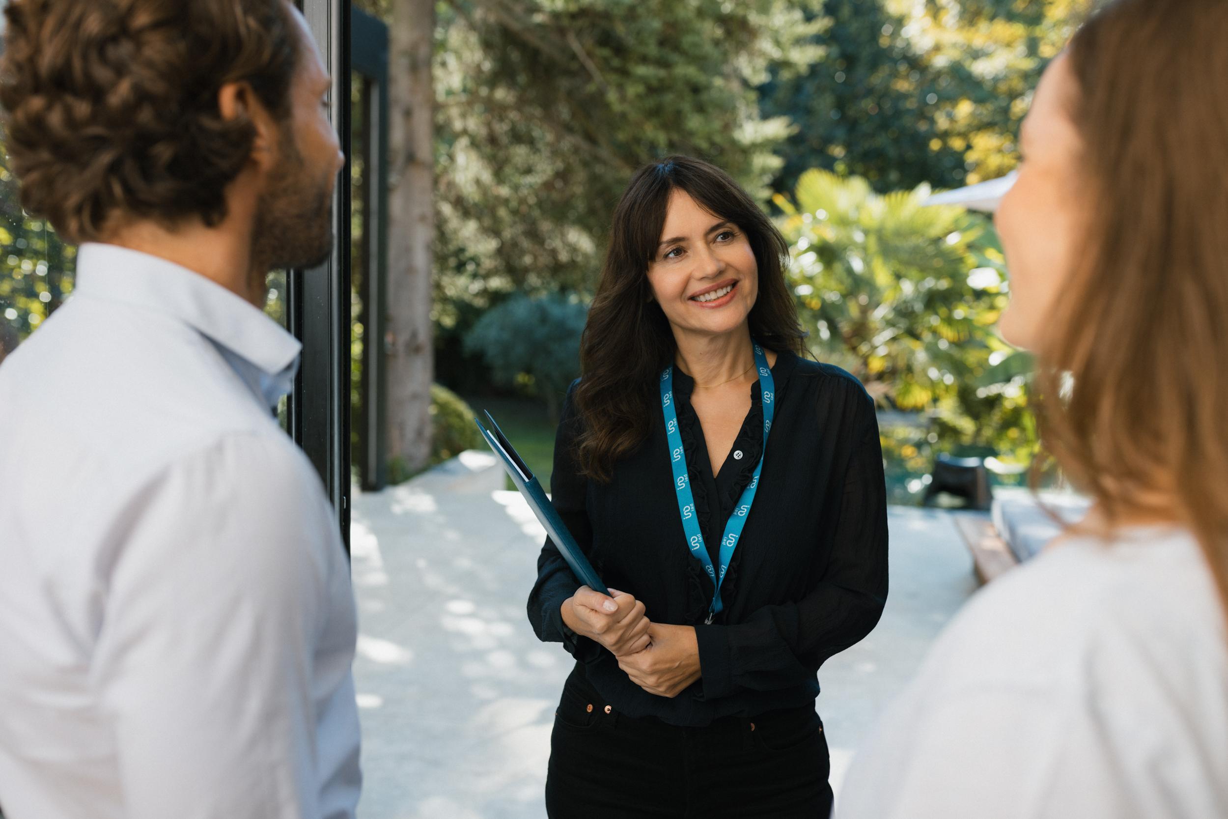 Por que contar com um consultor imobiliário iad na busca pela sua casa dos sonhos.docx